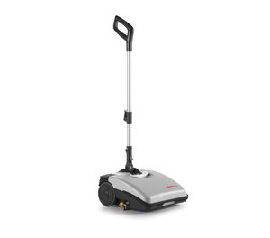 walk-behind scrubber-dryer 1
