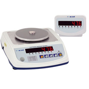 精密天平