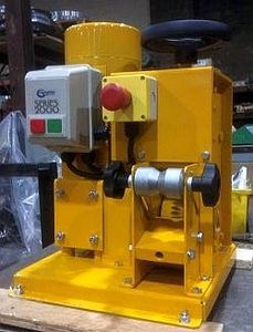 electrical cable stripping machine