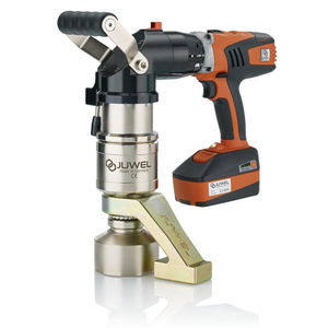 angled torque wrench