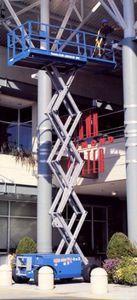 mobile scissor lift / electric