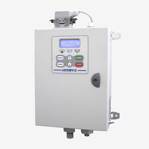 electrostatic charge generator