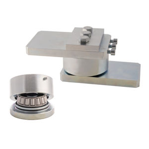 pivot hinge 1