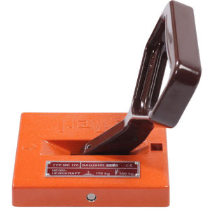 manually switched permanent magnetic lifter / for sheet metal / compact