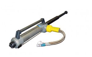 hydraulic cylinder