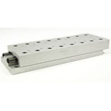 交叉滚轮直线滑轨