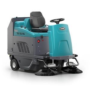 ride-on sweeper