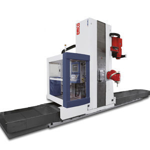 universal CNC machining center