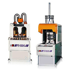 注射-拉伸吹塑成型机