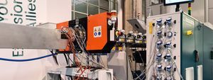 twin screw extruder