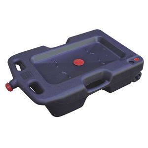 multi-use containment bund / polyethylene / mobile / free-standing