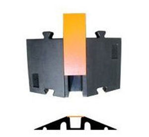 车桥电缆保护器