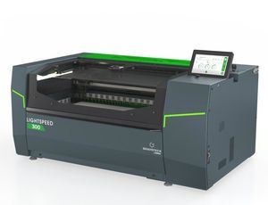 CO2 laser cutting and engraving machine