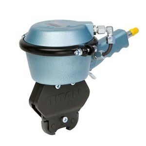 pneumatic strapping device and tensioner / for metal straps / with seal