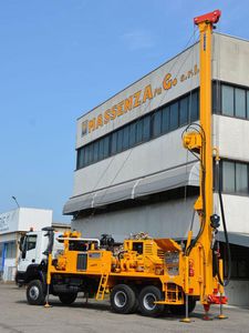 well drilling rig / truck-mounted / rotary / diesel engine