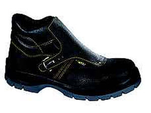 anti-slip safety shoes