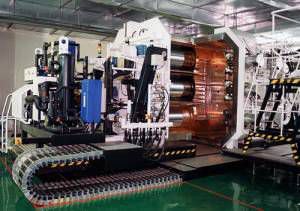 roll-to-roll coating machine