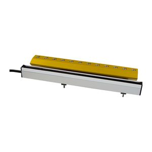 cooling ionizing air knife