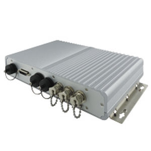 box PC / Intel® Core i5 / VGA / HDMI