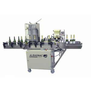 labeler with capsuling system / automatic / side / for champagne bottle