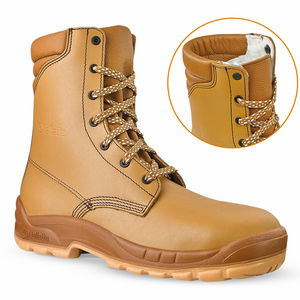 industrial use safety boots 1