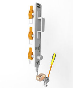 phase short circuit grounding device 1