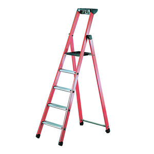 stationary step ladder 1