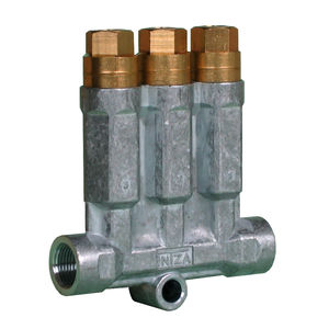 lubricant distributor