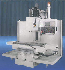三轴数控铣床