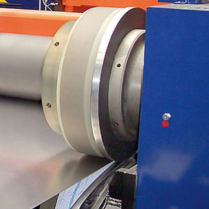 automatic edge-trimming machine
