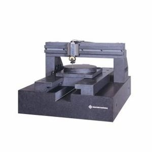 assembly machine for industrial applications