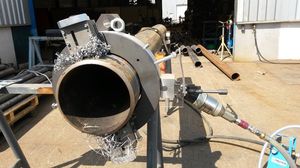 rotary blade cutting machine