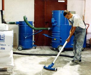 hazardous dust vacuum cleaner / safety / mobile