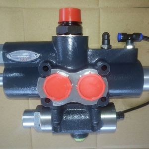 seat hydraulic directional control valve / pneumatically-operated / cast iron / aluminum