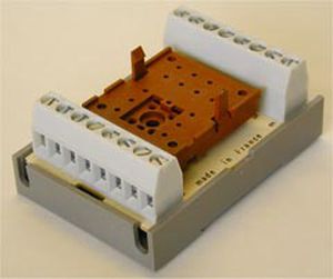 square-based继电器插座