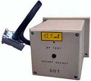 接地故障检测器