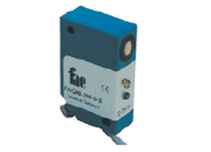 超声波距离传感器