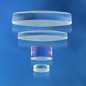cylindrical lens element