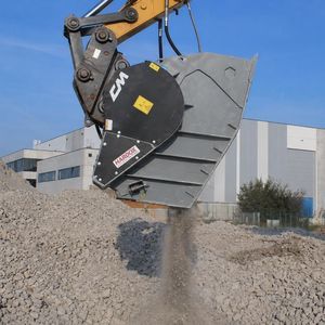 crusher bucket 1