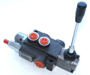 spool hydraulic directional control valve / lever-operated / compact / monobloc