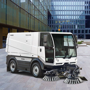 compact suction sweeper