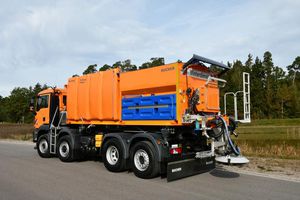 truck salt spreader 1