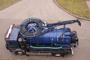 sewer cleaner truck