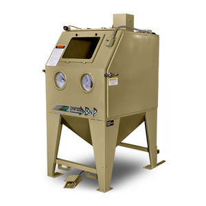 suction blast cabinet