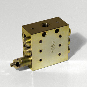 manifold valve / grease