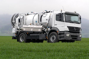 sewer cleaner truck
