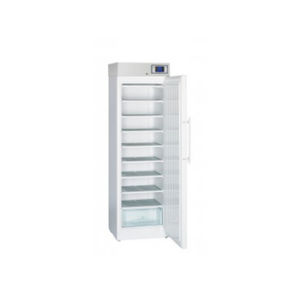 vertical freezer 1