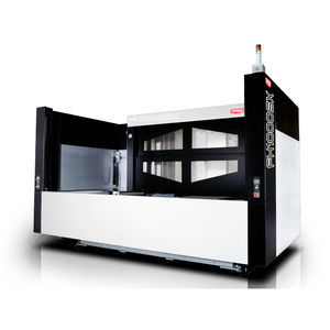 使用硬件数控加工中心