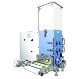 single station molding machine