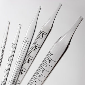 single-channel pipette / plastic / graduated